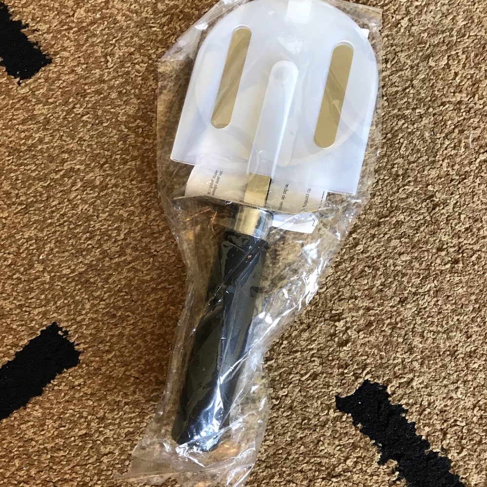 NEW Pampered Chef Pizza Cutter w/ Blade Guard 1301
